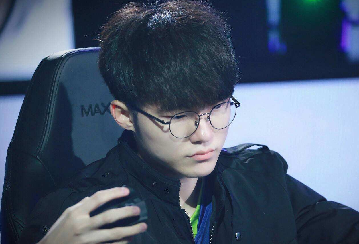 Fnatic 在对阵 Paper Rex 的比赛中缺少 Alfajer - VALORANT Champions 2025